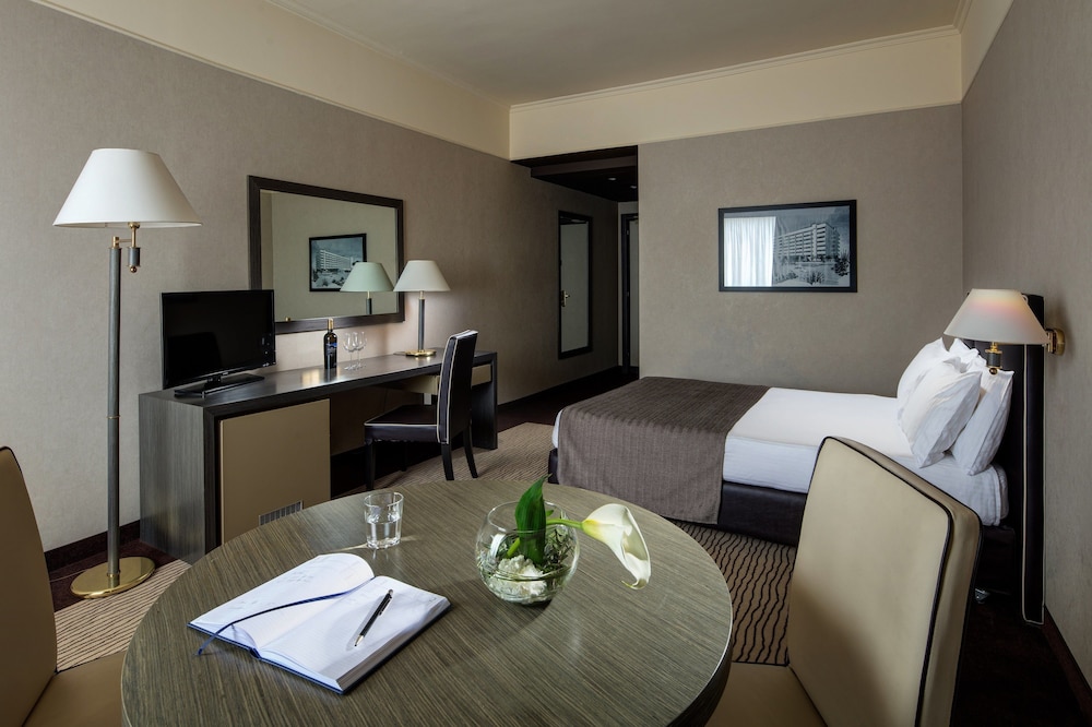 Habitación estándar del hotel Holiday Inn Rome- Eur Parco Dei Medici, An Ihg. Foto 2