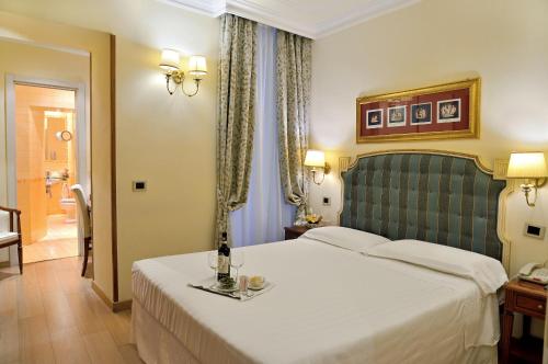Habitación Doble del hotel HOMS. Foto 2