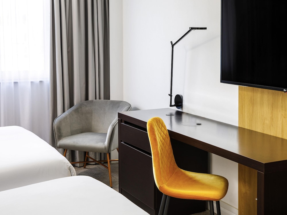 Habitación superior, 2 camas individuales del hotel Novotel London Greenwich. Foto 2