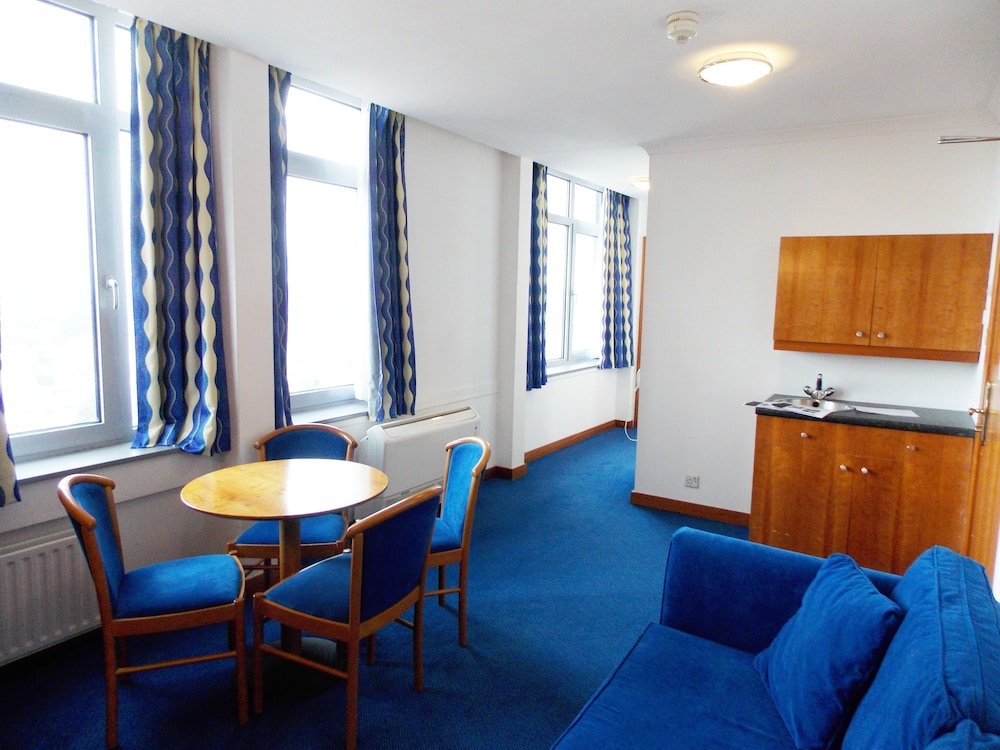 Suite junior del hotel London Wembley International. Foto 2