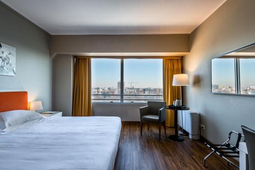 Habitación Doble Superior con vistas a la ciudad del hotel Hotel Blaise & Francis. Foto 4