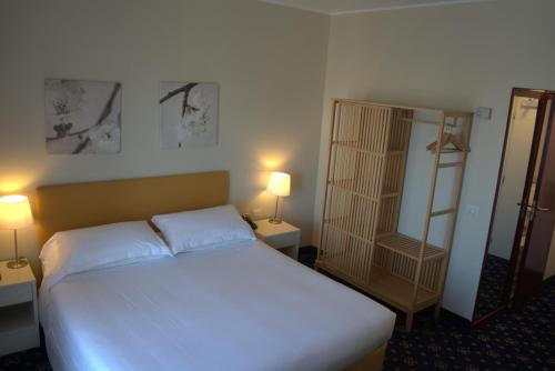 Habitación Doble Estándar con vistas a la ciudad del hotel Hotel Blaise & Francis