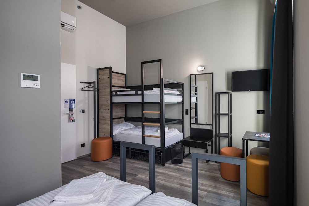 Habitación triple del hotel aando Budapest City