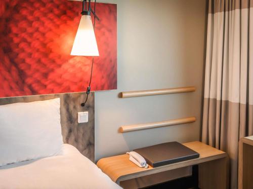 Habitación Doble - 2 camas del hotel Ibis Amsterdam City West. Foto 3