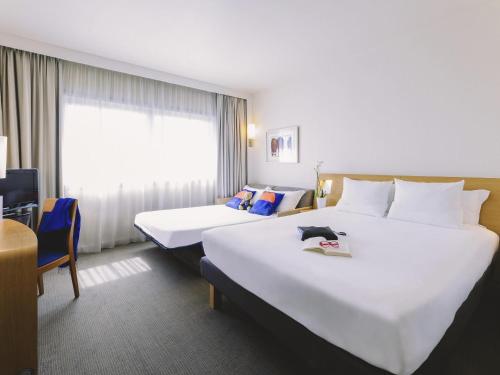 Habitación Familiar Superior del hotel Novotel Venezia Mestre Castellana. Foto 8