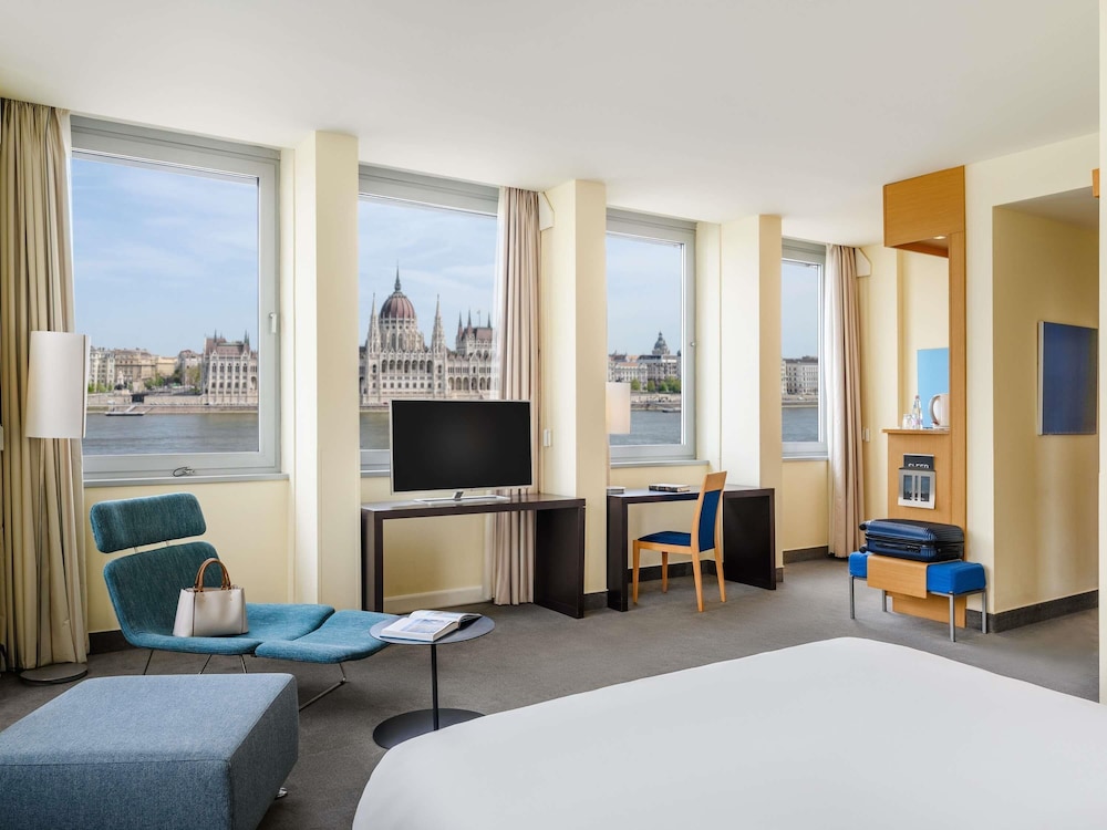 Suite junior, 1 cama doble del hotel Novotel Budapest Danube