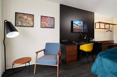 Habitación Superior con balcón del hotel Örk. Foto 5