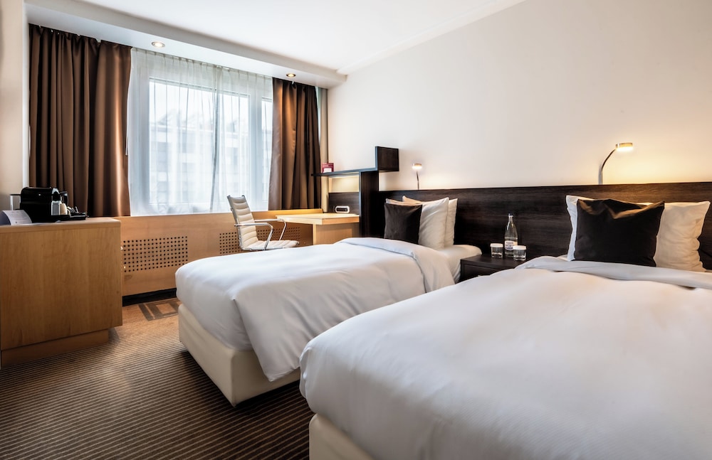 Habitación estándar, 2 camas individuales del hotel Crowne Plaza Zürich, An Ihg. Foto 4