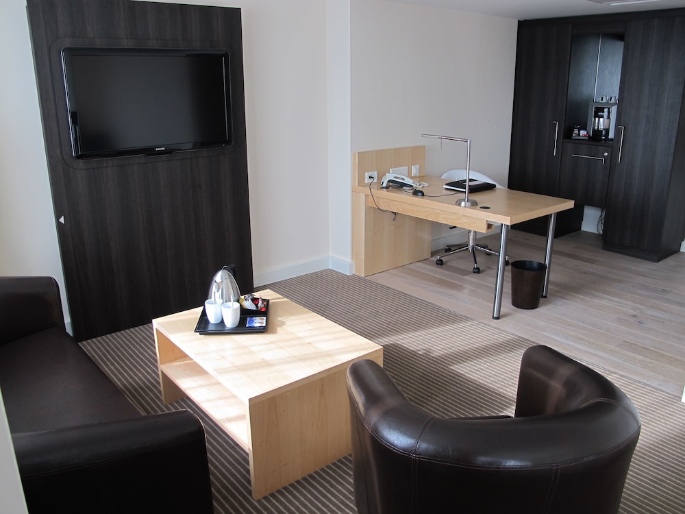 Suite junior, 1 cama de matrimonio del hotel Crowne Plaza Zürich, An Ihg. Foto 1