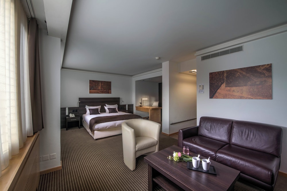 Suite junior, 1 cama de matrimonio del hotel Crowne Plaza Zürich, An Ihg. Foto 5