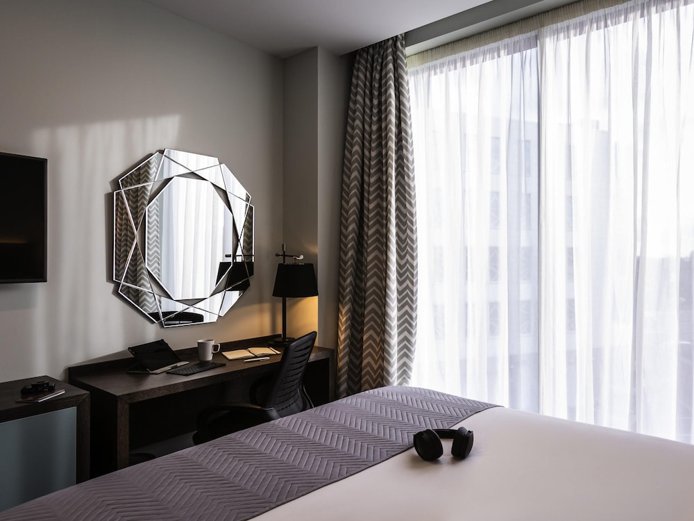 Habitación doble con 1 cama doble del hotel Mercure Bridgwater. Foto 3