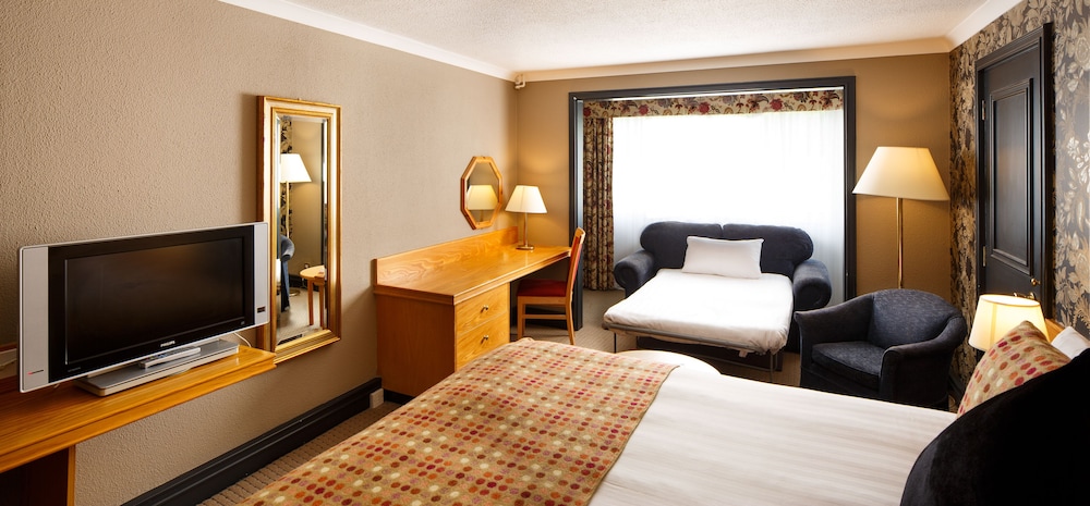 Habitación Familiar Clásica del hotel Mercure Bristol North The Grange. Foto 1