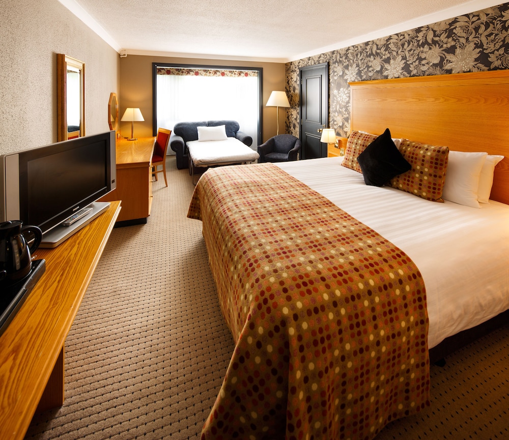 Habitación Familiar Clásica del hotel Mercure Bristol North The Grange. Foto 3