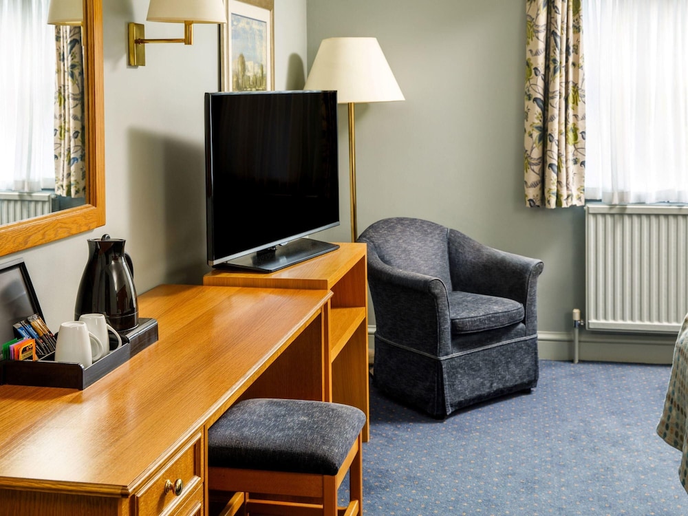Habitación Familiar Clásica del hotel Mercure Bristol North The Grange. Foto 5