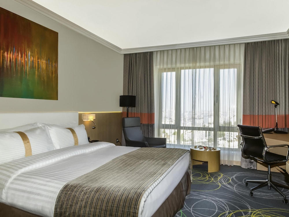 Superior King del hotel Mövenpick Amman. Foto 3