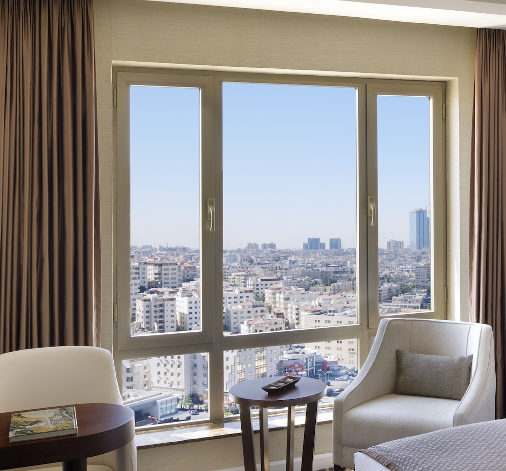 Suite Ejecutiva del hotel Mövenpick Amman. Foto 6