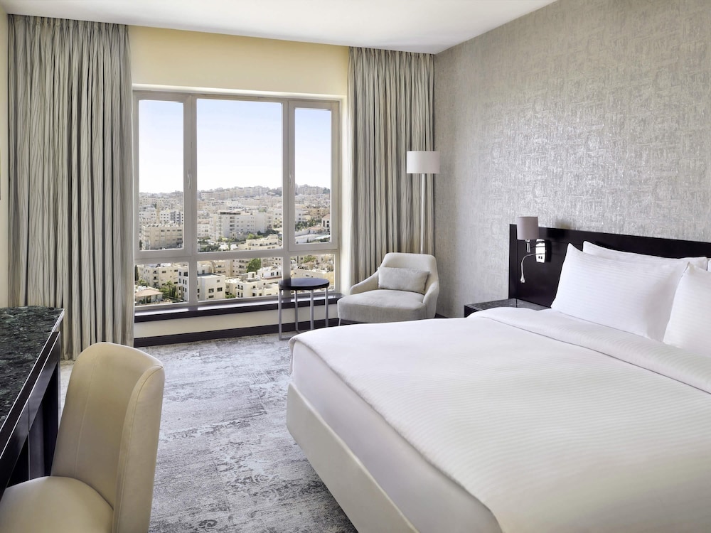 Clásica King del hotel Mövenpick Amman