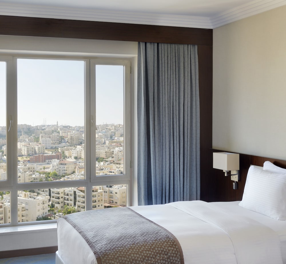Ejecutiva King del hotel Mövenpick Amman. Foto 1