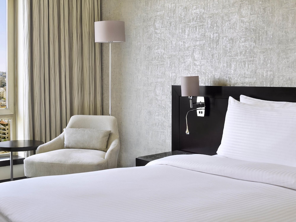 Ejecutiva King del hotel Mövenpick Amman. Foto 6