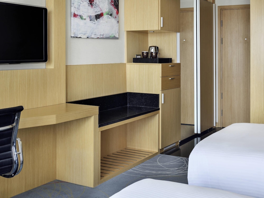 Superior Twin del hotel Mövenpick Amman. Foto 3