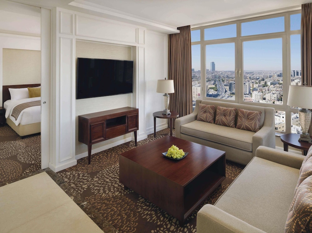 Suite Presidencial King del hotel Mövenpick Amman. Foto 2