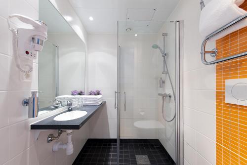 Habitación Doble Económica del hotel Aiden By Best Western Stockholm Arlanda Airport. Foto 7