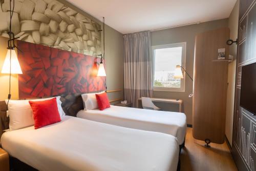 Habitación Sweet Room by ibis con dos camas individuales del hotel Ibis Casa-voyageurs. Foto 4