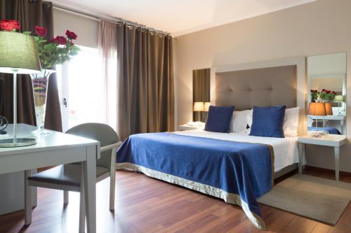 Habitación Doble Superior con Balcón del hotel Ílhavo Plaza. Foto 1