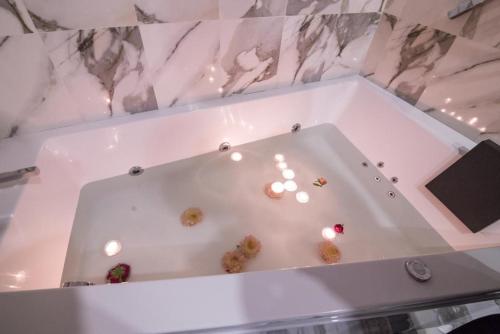 Suite Romántica del hotel Ílhavo Plaza. Foto 3