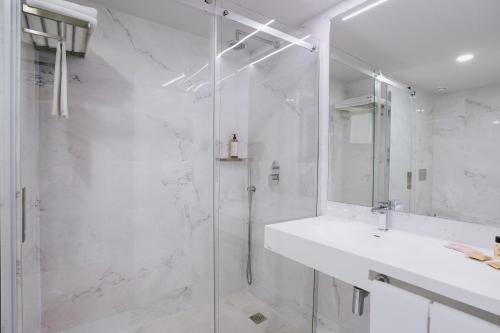 Habitación Triple del hotel Aquae Flaviae - Premium Chaves. Foto 5
