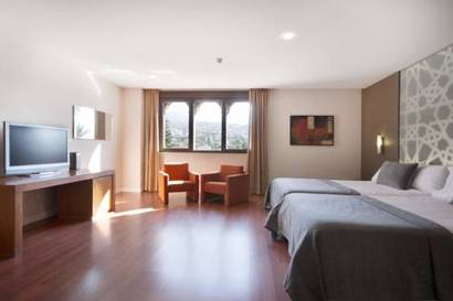 Suite del hotel Granada Palace