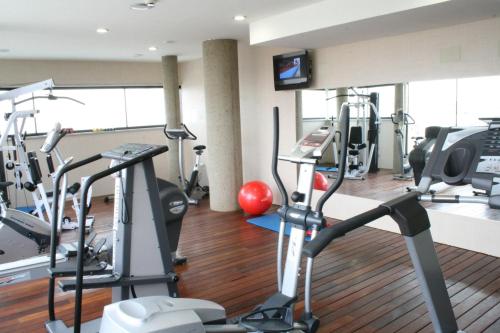 Habitación cuádruple del hotel and Spa Real Ciudad De Zaragoza. Foto 3