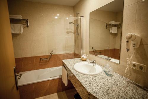 Habitación Doble - 1 o 2 camas del hotel Gran Ciudad Del Sur. Foto 6