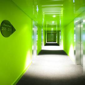 Habitación doble Lujo del hotel Room Mate Óscar. Foto 3