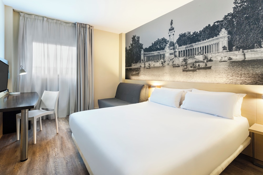 Habitación doble del hotel B&b Madrid Airport T1 T2 T3