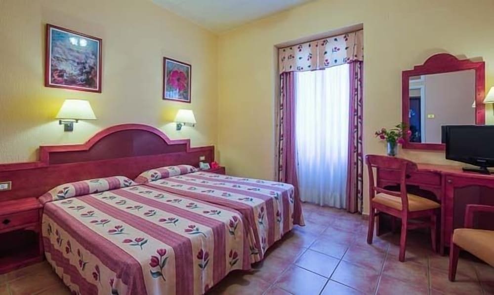Habitación doble del hotel Monopol
