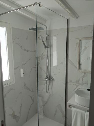 Habitación Doble Superior - 2 camas, con vistas a la ciudad del hotel Monopol