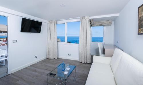 Suite Junior con terraza del hotel Monopol. Foto 8