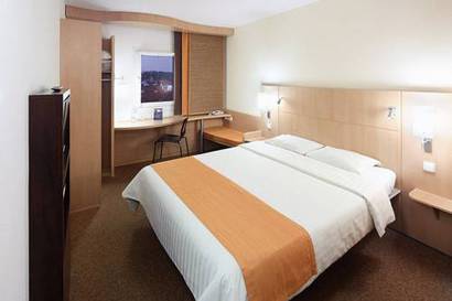 Habitación con 1 cama doble del hotel Ibis Praha Old Town
