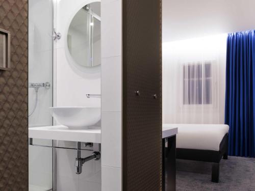 Habitación Doble Premium del hotel Ibis Praha Old Town. Foto 2