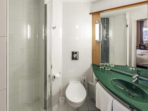 Habitación con 1 cama doble del hotel Ibis Praha Old Town. Foto 7