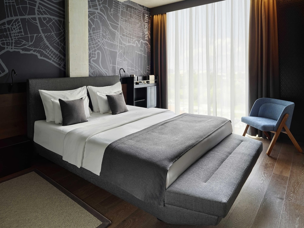 Habitación Deluxe, 2 camas individuales del hotel Mövenpick Zagreb. Foto 2