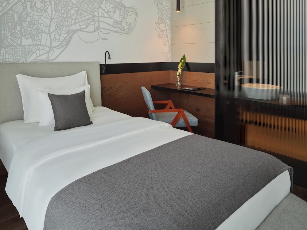 Habitación superior, 1 cama individual del hotel Mövenpick Zagreb. Foto 4