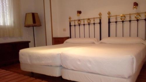 Habitación Doble - 1 o 2 camas del hotel Los Perales. Foto 3