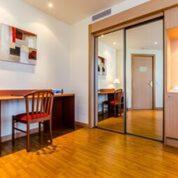 Suite del hotel Alcala Plaza. Foto 3