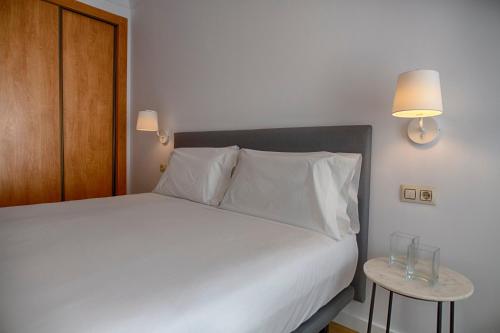 Habitación Doble Estándar del hotel Sercotel Tribuna Malaga. Foto 1