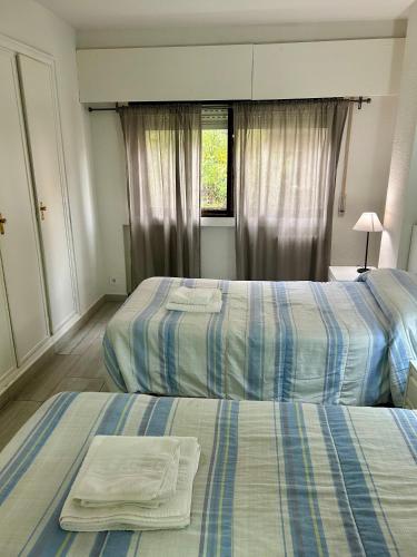 Apartamento Sofá Cama incluido 2 Camas individuales kitchenette del hotel Goya 75. Foto 1