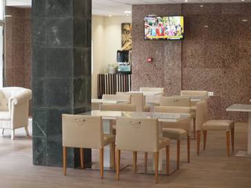 Habitación doble del hotel Embajador. Foto 8