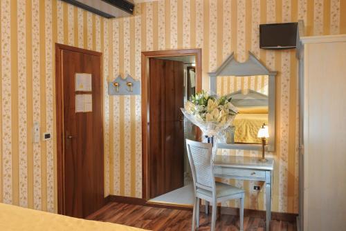 Habitación Doble - 1 o 2 camas del hotel Tintoretto. Foto 6