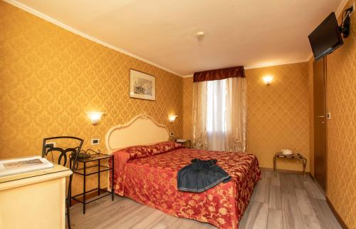 Suite Junior con vistas al canal del hotel Tintoretto